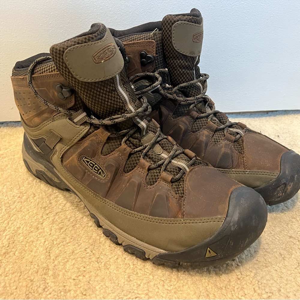 KEEN Targhee Mens SZ 16 Hiking Boots with KeenDry Waterproof inside- brown